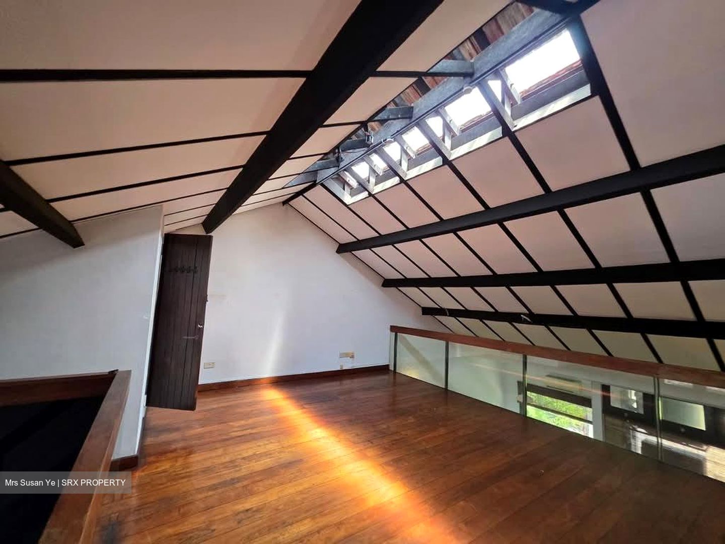 Emerald Hill Road (D9), Detached #573997691